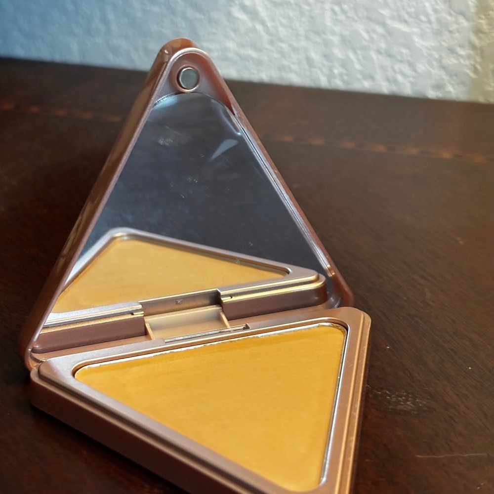 Lakerain Matte Bronzer Powder #5 Light Compact Mirror - Picture 6 of 6